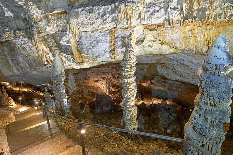 Vivez Un Conte De Fee Dans La Piece Ronde D'Une Tour Medievale Порентруи Екстериор снимка