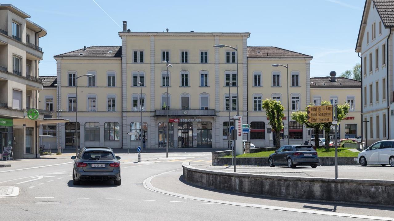 Vivez Un Conte De Fee Dans La Piece Ronde D'Une Tour Medievale Порентруи Екстериор снимка